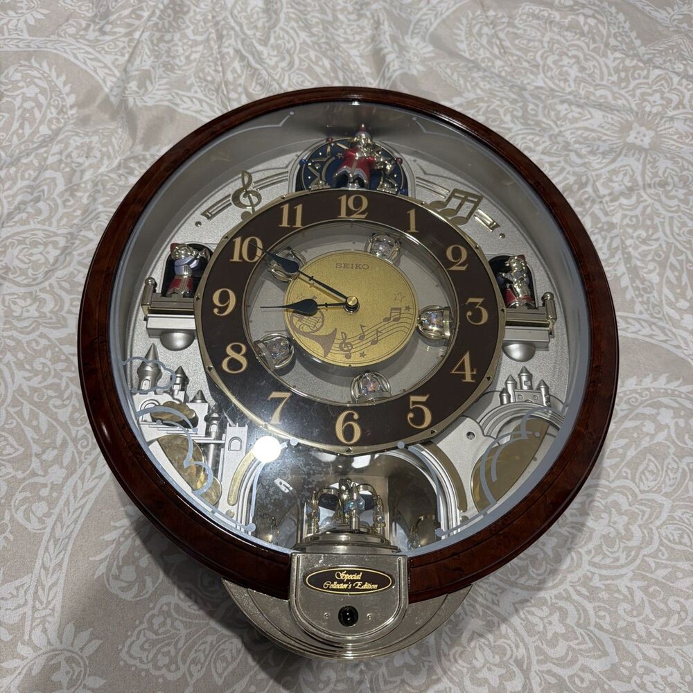 SEIKO Melodies In Motion Wall Clock Special Collector's Edition With 12 Songs